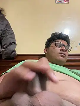 Snapshot of Ruk436 chatting on January 20, 2025, 11:54 pm Ruk436 online show from January 20, 2025, 11:54 pm