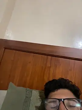 Snapshot of Ruk436 chatting on November 15, 2025, 2:09 am Ruk436 online show from November 15, 2025, 2:09 am