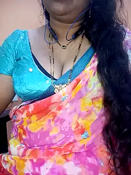 Snapshot of Sexy-Telugunayana2 chatting on December 17, 2024, 9:39 am Sexy-Telugunayana2 online show from December 17, 2024, 9:39 am
