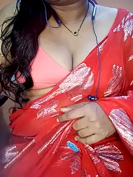 Snapshot of Sexy-Telugunayana2 chatting on January 5, 2025, 5:20 pm Sexy-Telugunayana2 online show from January 5, 2025, 5:20 pm