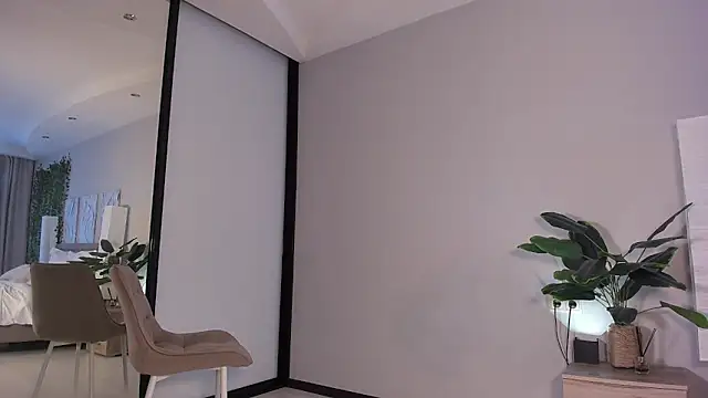 Snapshot of creambaby1 chatting on February 4, 2026, 8:09 am creambaby1 online show from February 4, 2026, 8:09 am