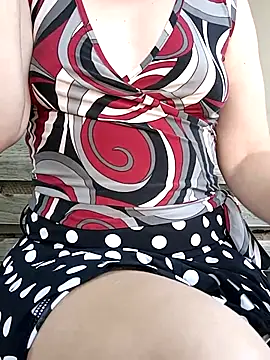 Snapshot of NEW_CRYSTAL chatting on July 8, 2026, 7:24 am NEW CRYSTAL online show from July 8, 2026, 7:24 am
