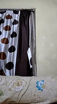 Snapshot of yoursweety09 chatting on January 22, 2025, 2:35 pm yoursweety09 online show from January 22, 2025, 2:35 pm