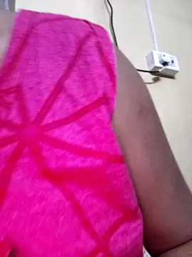 Snapshot of yoursweety09 chatting on January 26, 2025, 6:27 pm yoursweety09 online show from January 26, 2025, 6:27 pm