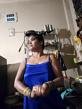 Snapshot of yoursweety09 chatting on March 6, 2025, 2:19 am yoursweety09 online show from March 6, 2025, 2:19 am