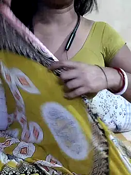 Snapshot of yoursweety09 chatting on September 14, 2025, 12:43 am yoursweety09 online show from September 14, 2025, 12:43 am