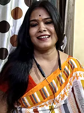 Snapshot of yoursweety09 chatting on September 15, 2025, 8:14 am yoursweety09 online show from September 15, 2025, 8:14 am