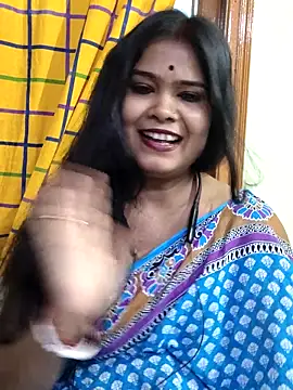 Snapshot of yoursweety09 chatting on September 26, 2025, 8:18 am yoursweety09 online show from September 26, 2025, 8:18 am