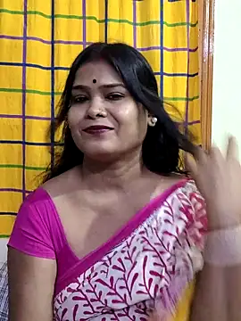 Snapshot of yoursweety09 chatting on October 3, 2025, 7:49 am yoursweety09 online show from October 3, 2025, 7:49 am