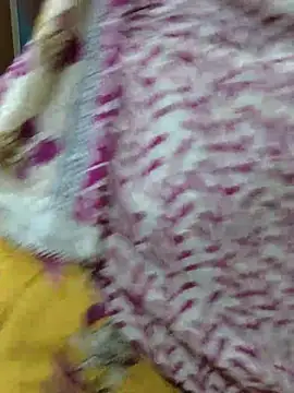 Snapshot of yoursweety09 chatting on October 13, 2025, 8:36 am yoursweety09 online show from October 13, 2025, 8:36 am