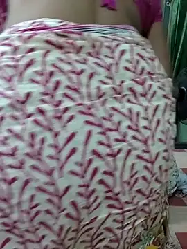 Snapshot of yoursweety09 chatting on November 1, 2025, 12:01 am yoursweety09 online show from November 1, 2025, 12:01 am