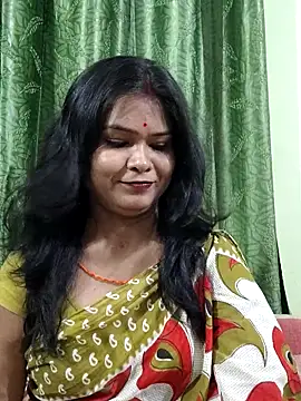 Snapshot of yoursweety09 chatting on November 6, 2025, 8:04 am yoursweety09 online show from November 6, 2025, 8:04 am