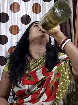 Snapshot of yoursweety09 chatting on November 30, 2025, 8:40 am yoursweety09 online show from November 30, 2025, 8:40 am