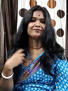 yoursweety09 online show from April 2, 2026, 11:57 pm