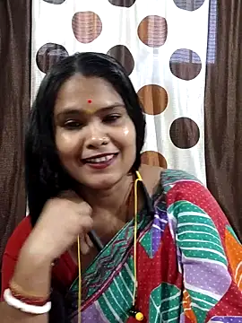 yoursweety09 online show from May 25, 2026, 7:47 am