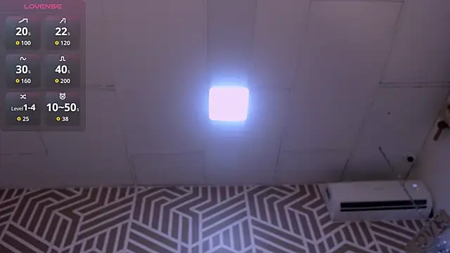 SashaDurante online show from March 17, 2026, 11:57 am