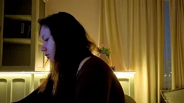 Snapshot of Alisia_Mars chatting on February 1, 2026, 5:17 am Alisia Mars online show from February 1, 2026, 5:17 am