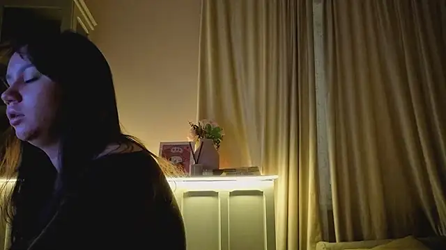 Snapshot of Alisia_Mars chatting on February 18, 2026, 3:46 am Alisia Mars online show from February 18, 2026, 3:46 am