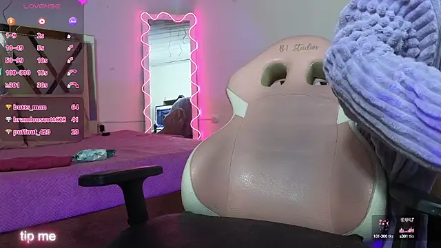 Snapshot of Laylafoxy_tay chatting on March 22, 2025, 6:22 am Laylafoxy tay online show from March 22, 2025, 6:22 am