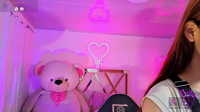 Snapshot of Laylafoxy_tay chatting on September 15, 2025, 4:01 am Laylafoxy tay online show from September 15, 2025, 4:01 am