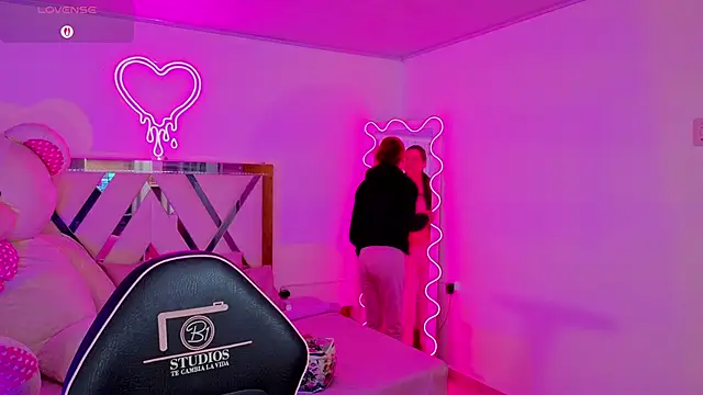 Snapshot of Laylafoxy_tay chatting on September 19, 2025, 3:08 am Laylafoxy tay online show from September 19, 2025, 3:08 am