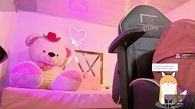 Snapshot of Laylafoxy_tay chatting on October 2, 2025, 3:24 am Laylafoxy tay online show from October 2, 2025, 3:24 am