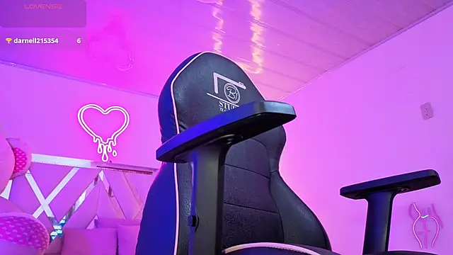 Snapshot of Laylafoxy_tay chatting on October 12, 2025, 3:38 am Laylafoxy tay online show from October 12, 2025, 3:38 am