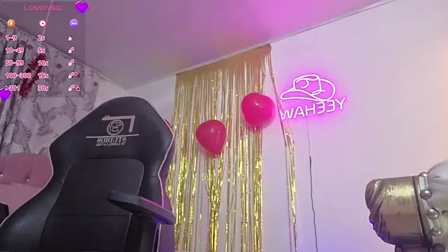 Snapshot of Laylafoxy_tay chatting on February 27, 2026, 3:50 am Laylafoxy tay online show from February 27, 2026, 3:50 am