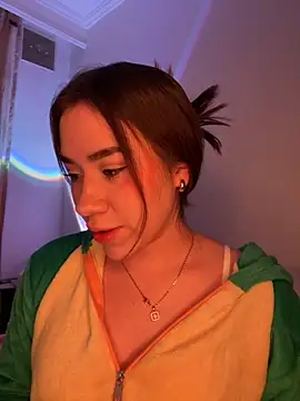 Im Valen Cute online show from October 31, 2025, 2:34 am