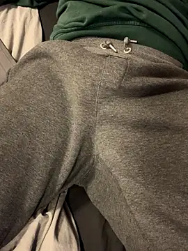 Snapshot of Dan8736 chatting on November 20, 2025, 7:13 pm Dan8736 online show from November 20, 2025, 7:13 pm