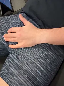 Snapshot of Dan8736 chatting on December 13, 2025, 8:58 pm Dan8736 online show from December 13, 2025, 8:58 pm