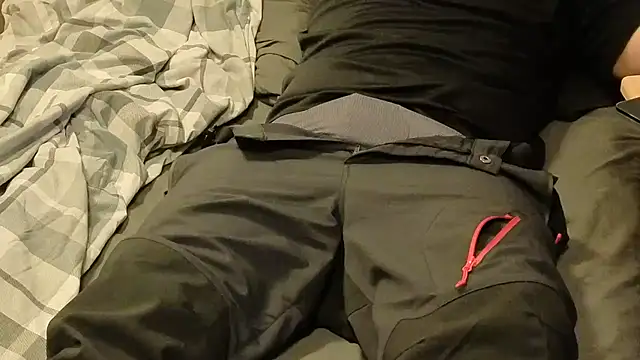 Snapshot of Dan8736 chatting on March 8, 2026, 1:04 pm Dan8736 online show from March 8, 2026, 1:04 pm