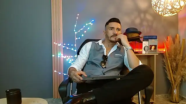 Reiko 85  online show from March 7, 2026, 7:33 pm