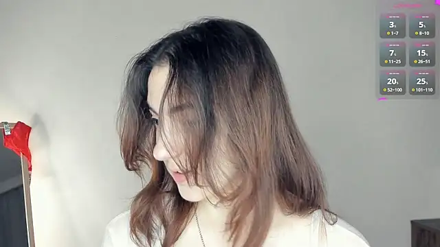 DracosMoon online show from October 19, 2025, 7:09 am