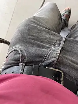 Snapshot of deshi_boybig chatting on November 1, 2025, 9:33 am deshi boybig online show from November 1, 2025, 9:33 am