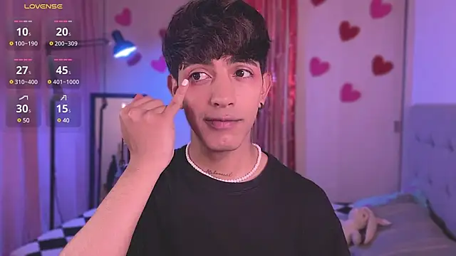 teobowny  online show from February 8, 2025, 2:38 pm