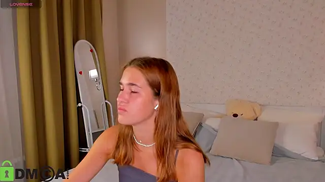 Jennifer Wadee online show from July 5, 2026, 11:12 pm