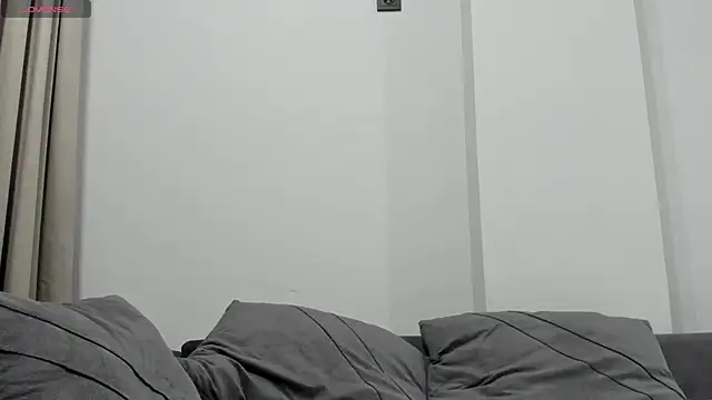 aenie online show from February 1, 2025, 11:43 am