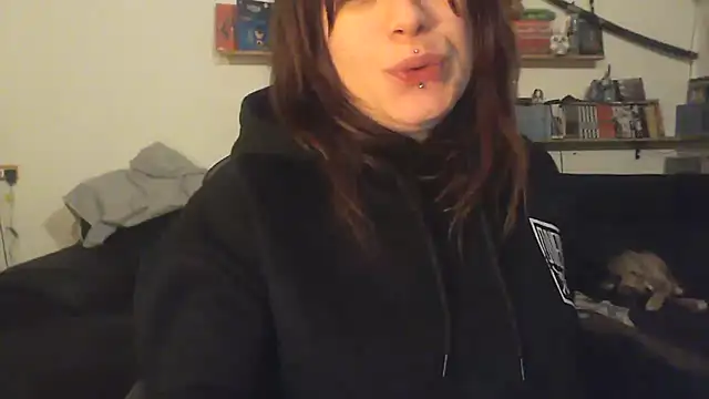 Snapshot of complicata_mente chatting on January 19, 2025, 9:34 pm complicata mente online show from January 19, 2025, 9:34 pm