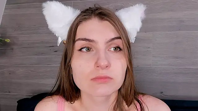 MariamBluitt online show from December 9, 2024, 1:18 am