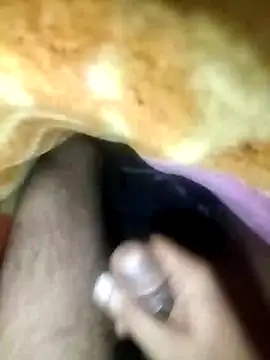 Snapshot of nidansohib1230 chatting on December 21, 2024, 8:10 pm nidansohib1230 online show from December 21, 2024, 8:10 pm