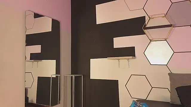 haileycat online show from January 26, 2025, 2:03 am