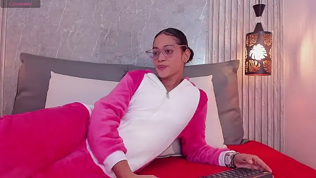 Alahia Baiter online show from December 24, 2024, 11:28 am