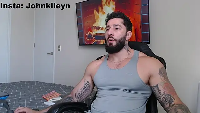 Snapshot of jonhklleyn chatting on December 20, 2025, 5:42 pm jonhklleyn online show from December 20, 2025, 5:42 pm