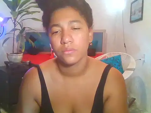 Snapshot of bellacrespalatina chatting on February 24, 2026, 2:37 pm bellacrespalatina online show from February 24, 2026, 2:37 pm