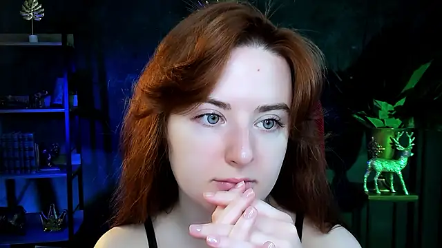 AnnTerry  online show from March 7, 2026, 7:05 am