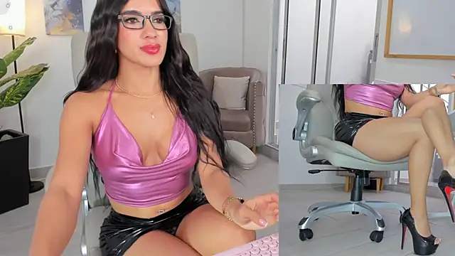 Snapshot of kimberly_ chatting on February 20, 2025, 9:42 pm kimberly online show from February 20, 2025, 9:42 pm