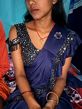 MUNNI6206 online show from December 3, 2024, 5:01 pm