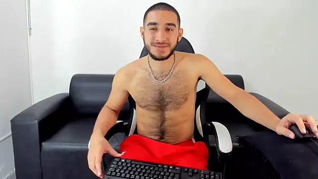 Snapshot of JuanDiegoKing chatting on March 18, 2025, 3:42 am JuanDiegoKing online show from March 18, 2025, 3:42 am