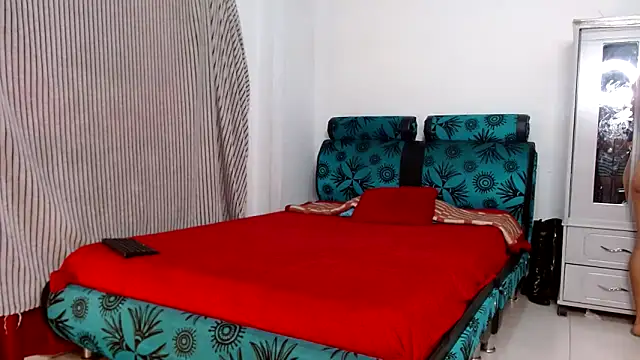 carolanyi online show from May 2, 2026, 8:03 pm